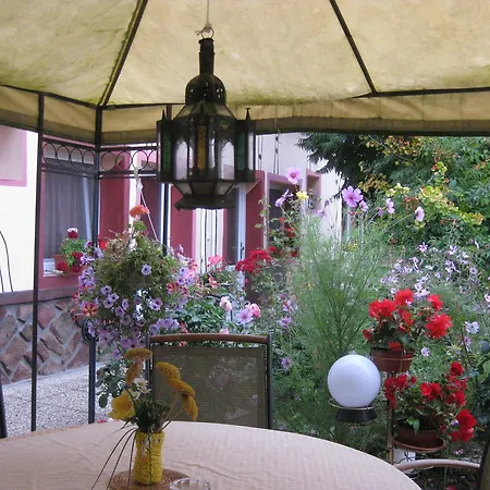 Ascher Bed & Breakfast